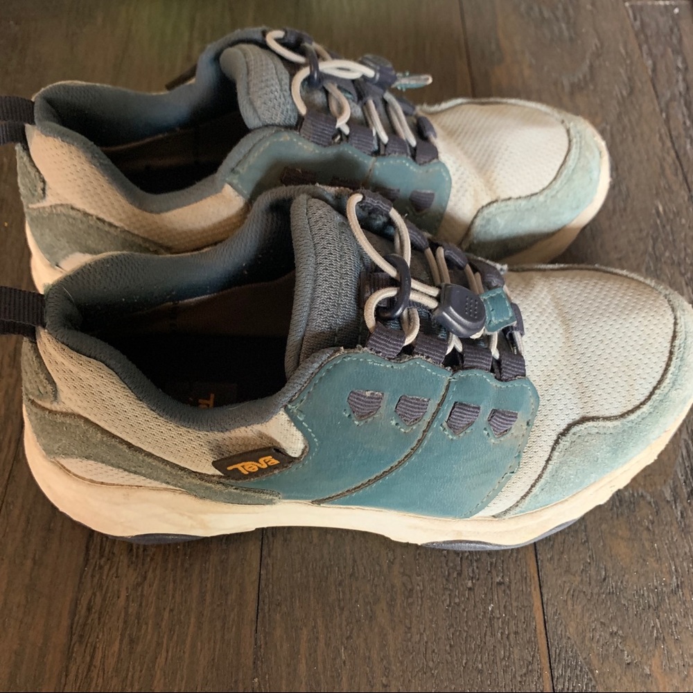 Teva hiking shoes